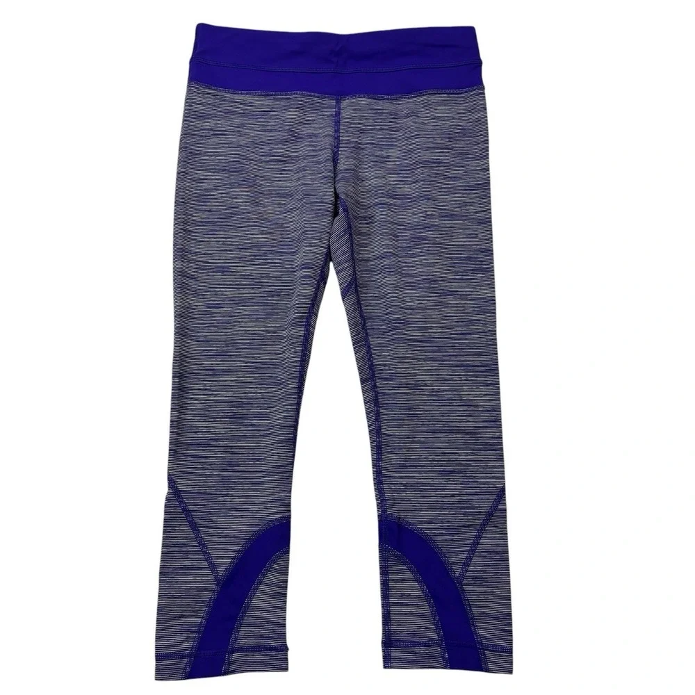Lululemon Women's Size 6 Run Inspire Crop II Bruised Berry Wee‎ Leggings EUC
